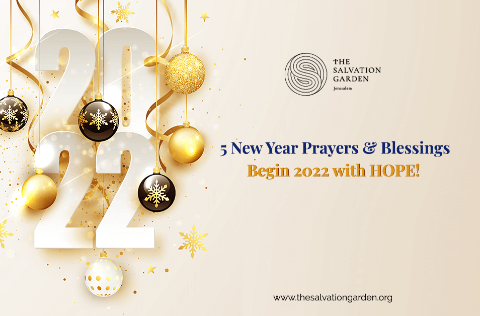 5 New Year Prayers & Blessings - Begin 2022 with HOPE!
